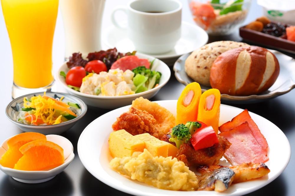 Route-inn Kamata -ayamebashi- 3*